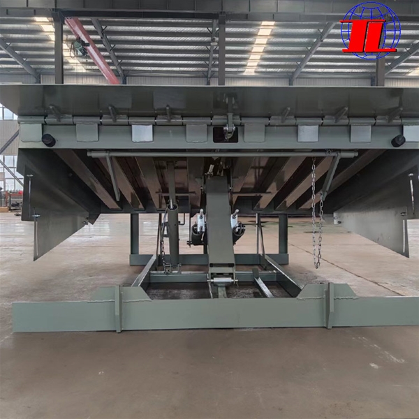 湖北月台登车桥